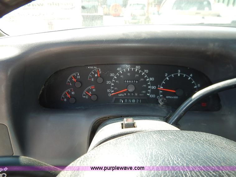 image for item K1586 1999 Ford F250 Super Duty utility truck