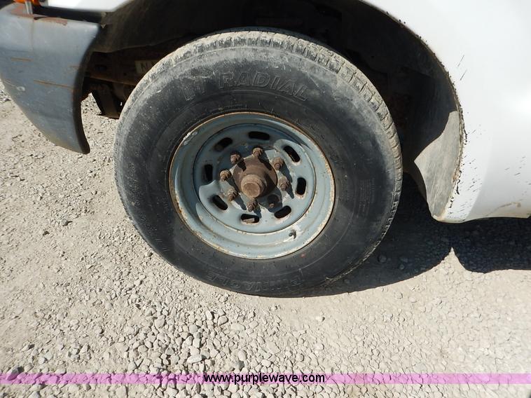 image for item K1586 1999 Ford F250 Super Duty utility truck