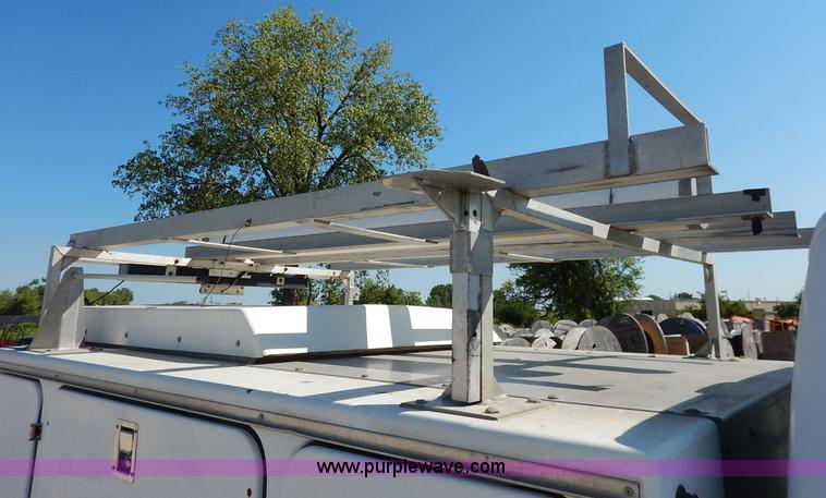 image for item K1586 1999 Ford F250 Super Duty utility truck