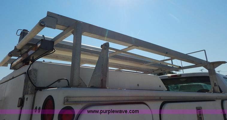 image for item K1586 1999 Ford F250 Super Duty utility truck