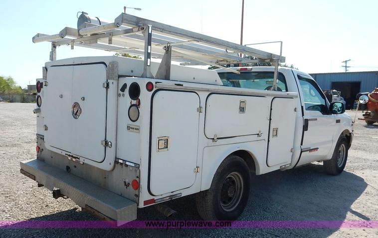 image for item K1588 2000 Ford F250 Super Duty XL utility truck