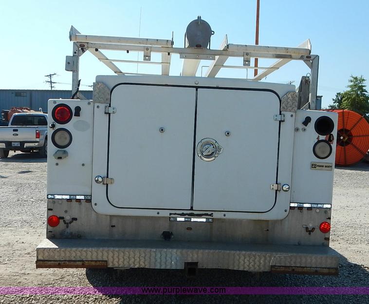 image for item K1588 2000 Ford F250 Super Duty XL utility truck