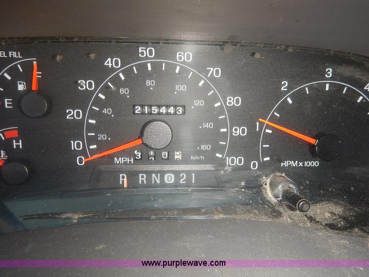 image for item K1588 2000 Ford F250 Super Duty XL utility truck