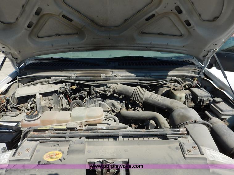 image for item K1588 2000 Ford F250 Super Duty XL utility truck