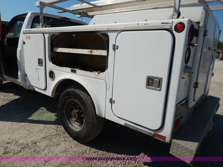 image for item K1588 2000 Ford F250 Super Duty XL utility truck