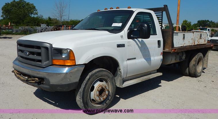 image for item K1589 2000 Ford F450 Super Duty XL flatbed truck