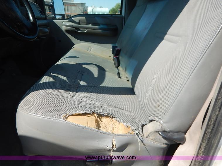 image for item K1589 2000 Ford F450 Super Duty XL flatbed truck