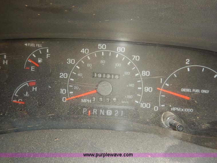 image for item K1589 2000 Ford F450 Super Duty XL flatbed truck