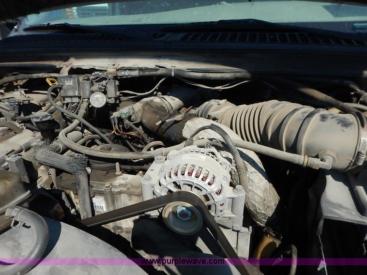 image for item K1589 2000 Ford F450 Super Duty XL flatbed truck