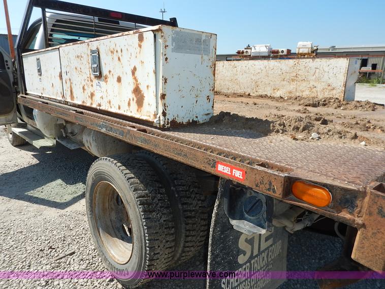 image for item K1589 2000 Ford F450 Super Duty XL flatbed truck