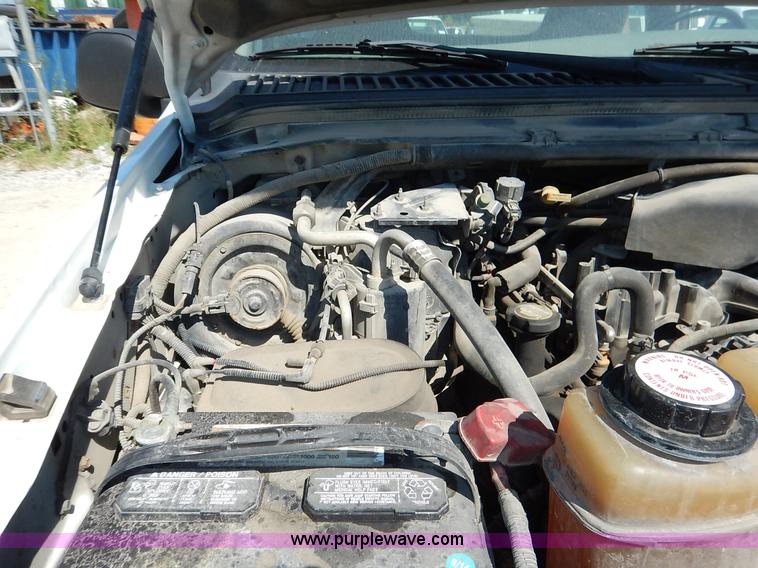 image for item K1590 2003 Ford F250 Super Duty XL pickup truck