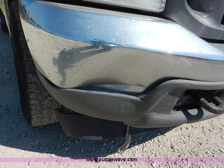 image for item K1590 2003 Ford F250 Super Duty XL pickup truck