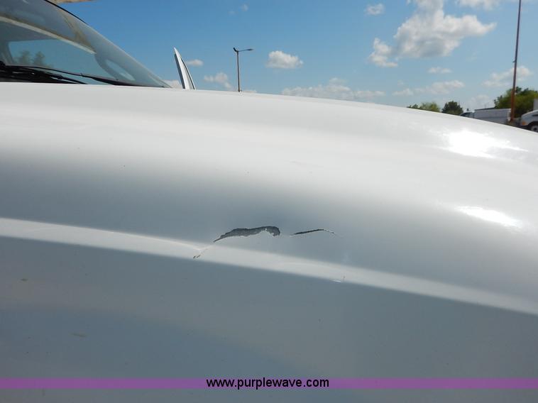 image for item K1590 2003 Ford F250 Super Duty XL pickup truck