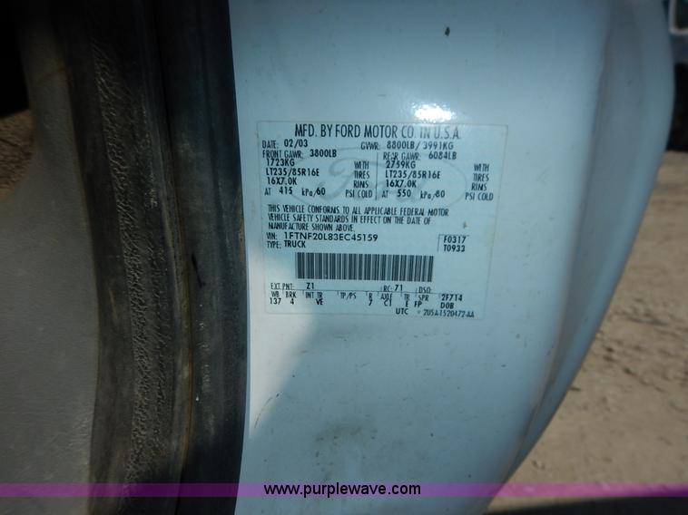 image for item K1590 2003 Ford F250 Super Duty XL pickup truck