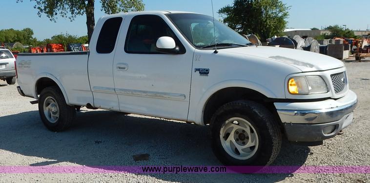 image for item K1591 2000 Ford F150 XLT SuperCab pickup truck