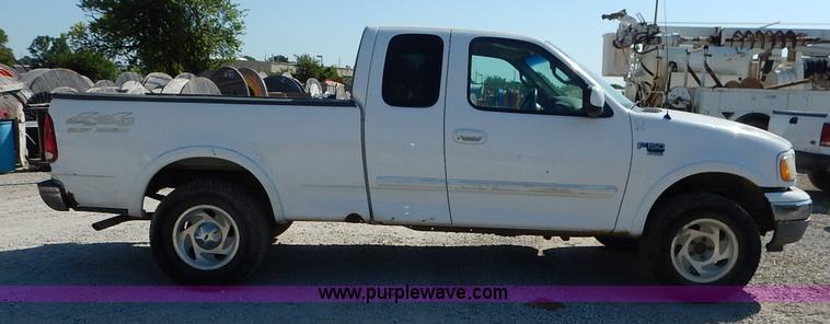 image for item K1591 2000 Ford F150 XLT SuperCab pickup truck