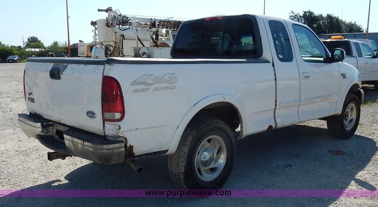 image for item K1591 2000 Ford F150 XLT SuperCab pickup truck