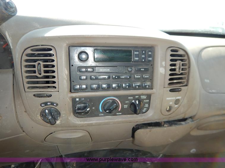 image for item K1591 2000 Ford F150 XLT SuperCab pickup truck