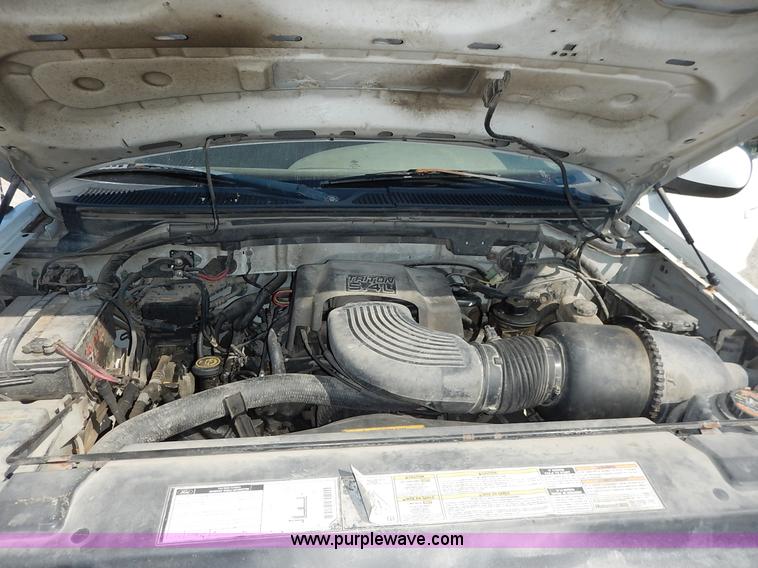 image for item K1591 2000 Ford F150 XLT SuperCab pickup truck