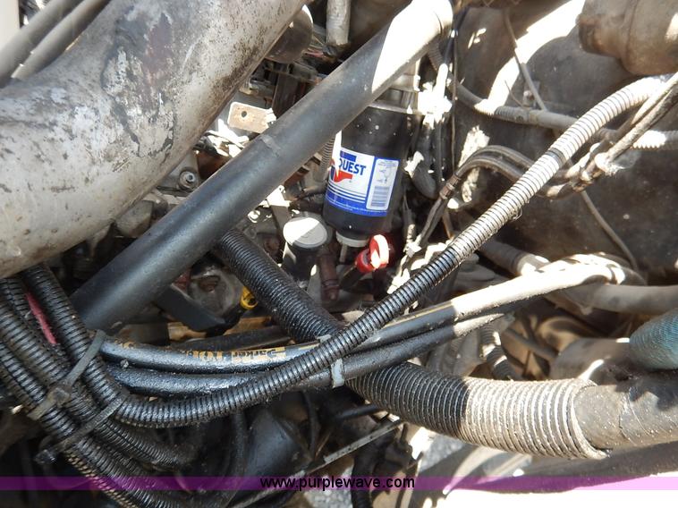 image for item K1592 2005 Chevrolet C4500 truck cab and chassis