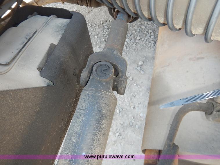 image for item K1592 2005 Chevrolet C4500 truck cab and chassis