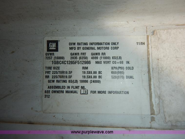 image for item K1592 2005 Chevrolet C4500 truck cab and chassis