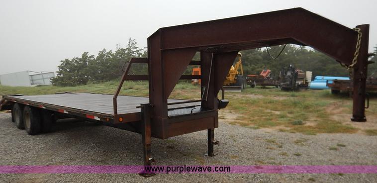 image for item K1647 2005 Lone-star equipment trailer