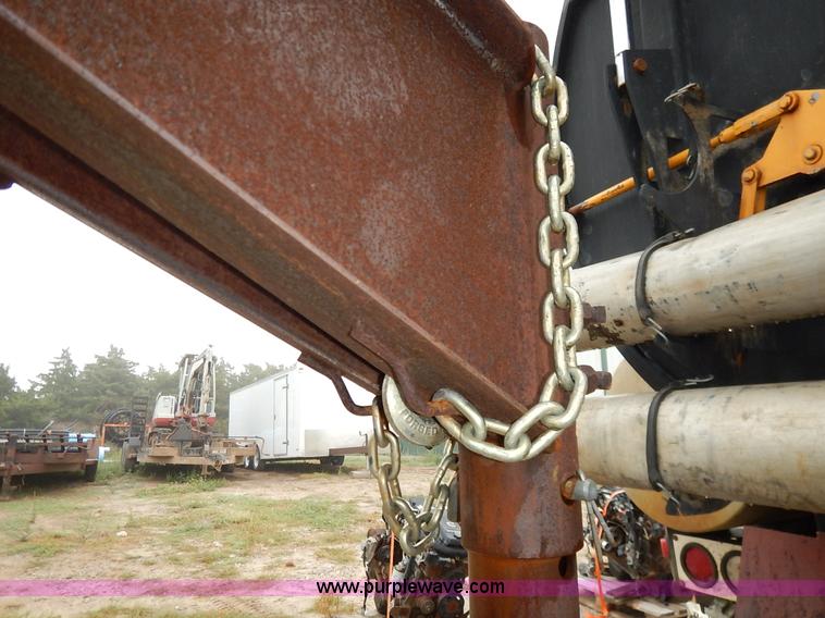 image for item K1647 2005 Lone-star equipment trailer