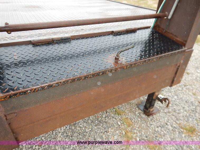 image for item K1647 2005 Lone-star equipment trailer