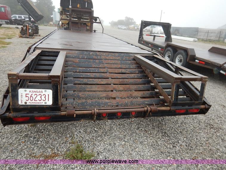 image for item K1647 2005 Lone-star equipment trailer