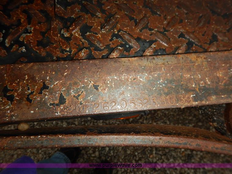 image for item K1647 2005 Lone-star equipment trailer