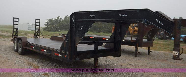 image for item K1648 2002 Lone-star equipment trailer