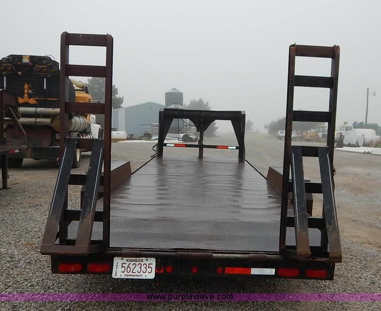 image for item K1648 2002 Lone-star equipment trailer
