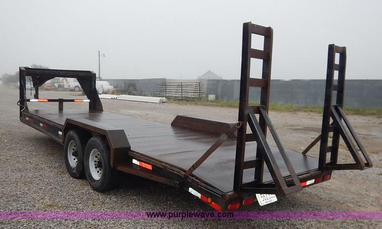 image for item K1648 2002 Lone-star equipment trailer