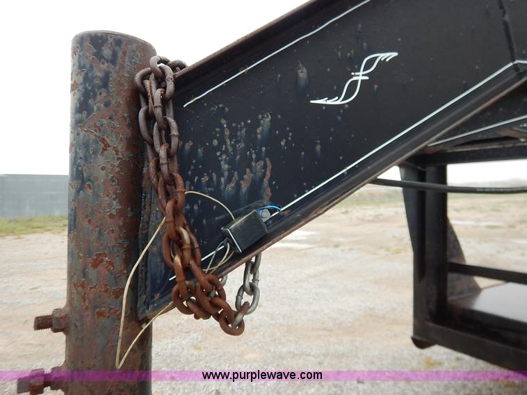 image for item K1648 2002 Lone-star equipment trailer