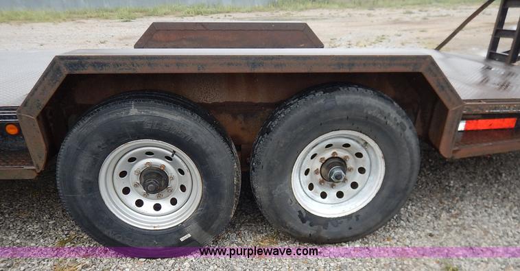 image for item K1648 2002 Lone-star equipment trailer