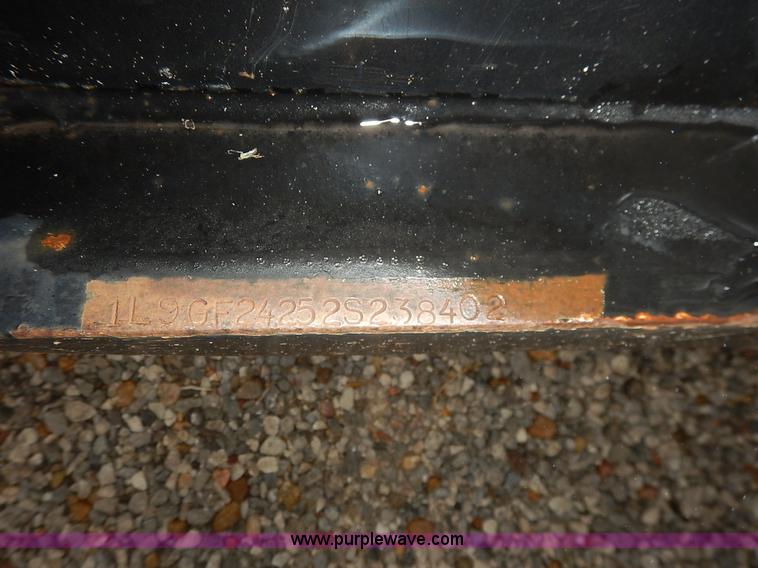 image for item K1648 2002 Lone-star equipment trailer