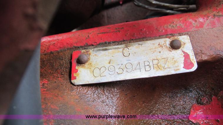 image for item L5257 1972 International 574 tractor