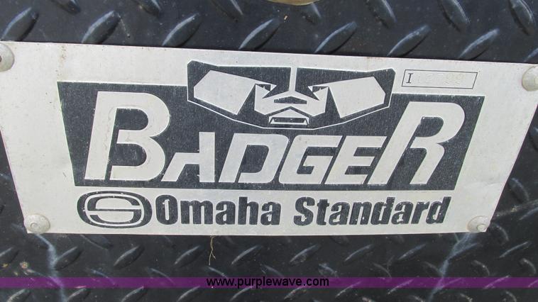 image for item L5259 2008 Ford F350 Super Duty Crew Cab flatbed pickup truck