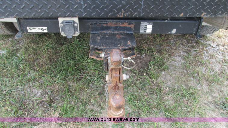 image for item L5259 2008 Ford F350 Super Duty Crew Cab flatbed pickup truck