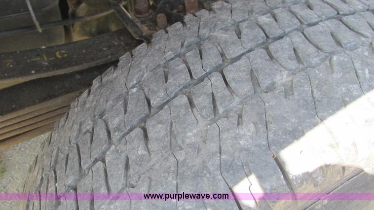 image for item L5260 2008 Ford F350 Super Duty Crew Cab pickup truck