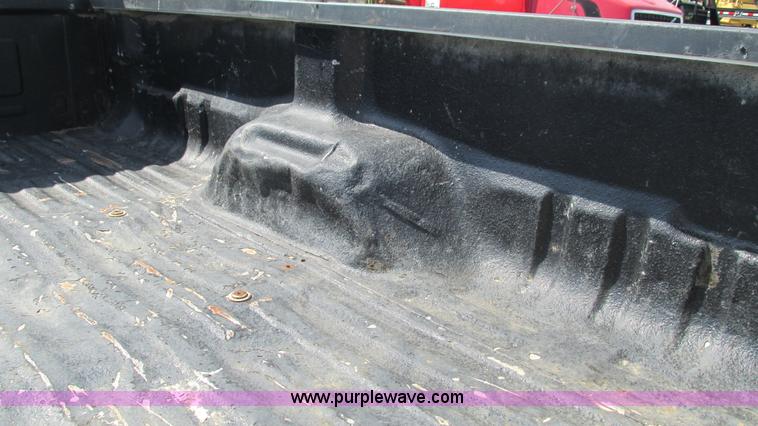 image for item L5260 2008 Ford F350 Super Duty Crew Cab pickup truck