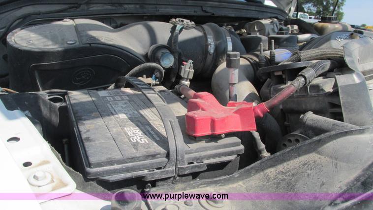 image for item L5260 2008 Ford F350 Super Duty Crew Cab pickup truck