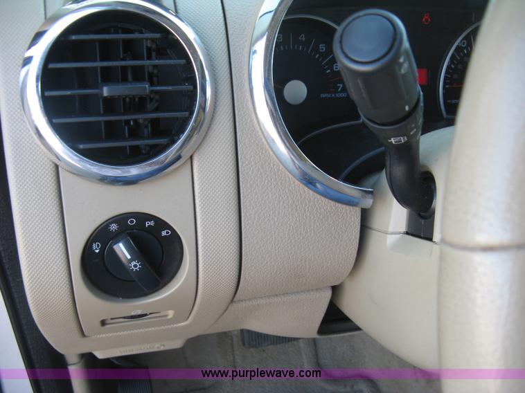 image for item L6333 2009 Ford Explorer XLT SUV