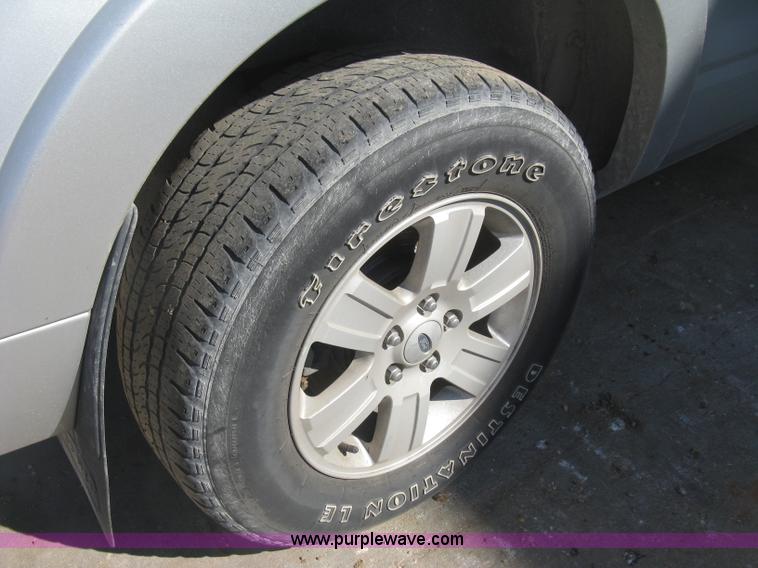 image for item L6333 2009 Ford Explorer XLT SUV