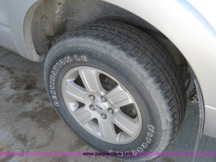 image for item L6333 2009 Ford Explorer XLT SUV