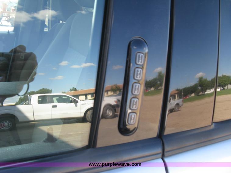 image for item L6333 2009 Ford Explorer XLT SUV