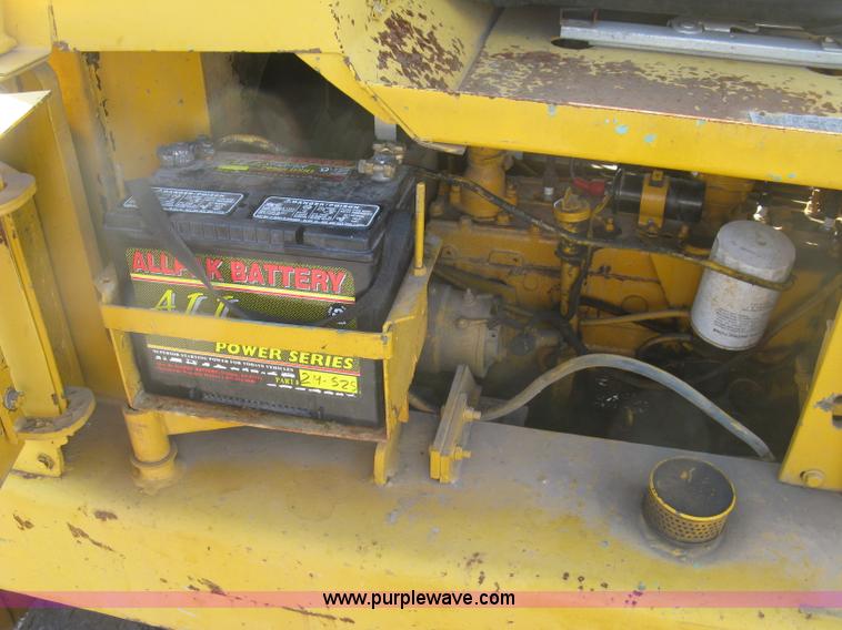 image for item L6340 Clark forklift