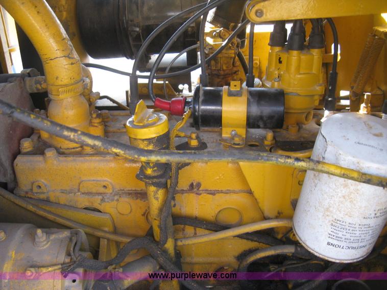 image for item L6340 Clark forklift