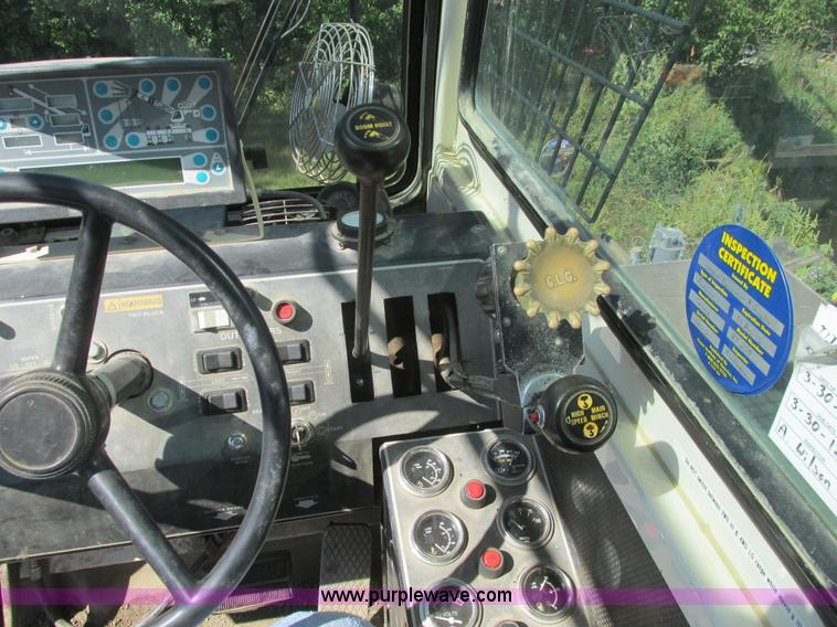 image for item A8857 2000 Terex RT230 rough terrain crane